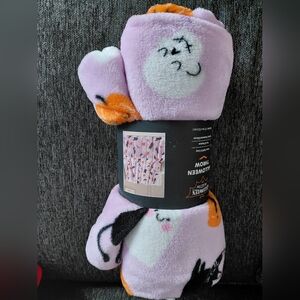 Spooky Cat Fleece Throw Blanket - Lavender, Orange, Black